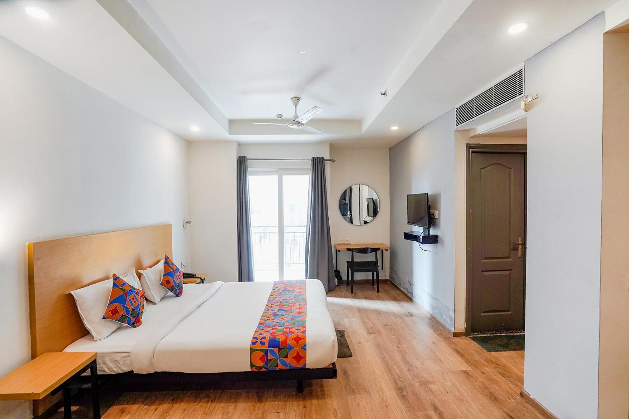 Fabhotel Prime Cloud 9 Газиабад Экстерьер фото